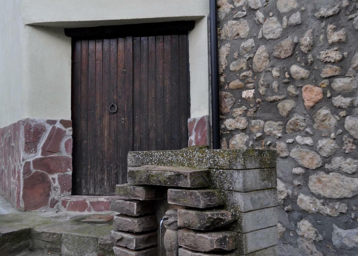 Hostel El Moli 오르가니아 외부 사진